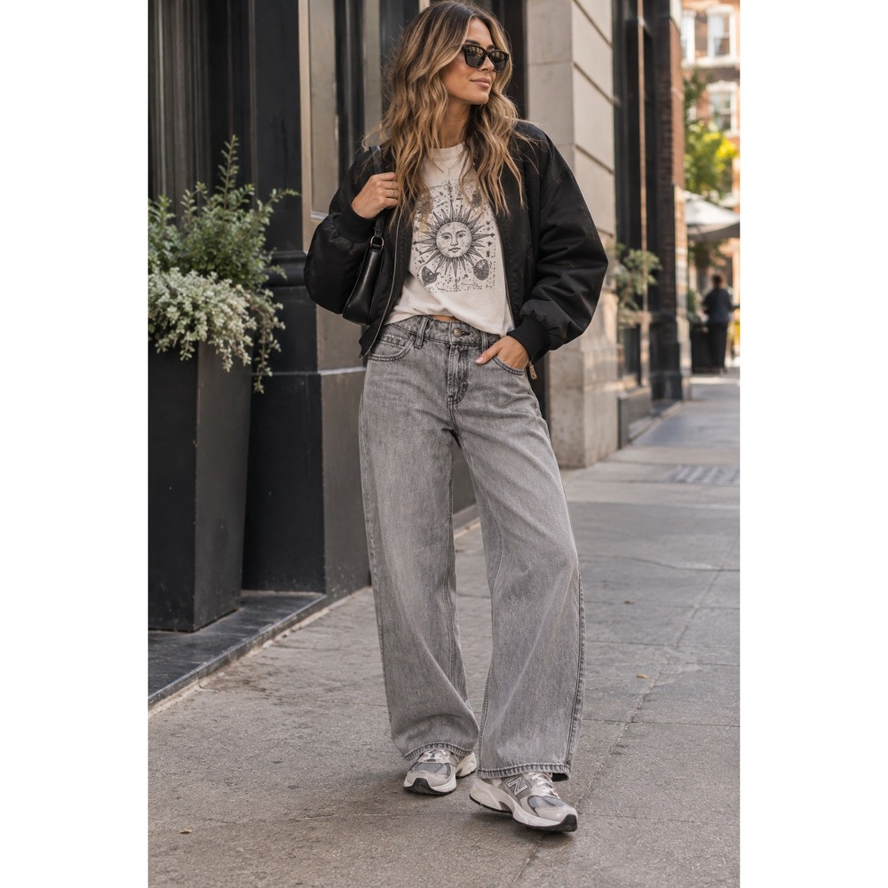 Hollister Low-Rise Baggy Jeans Grey Wash Wide Leg W24 Short 00S Relaxed Denim
